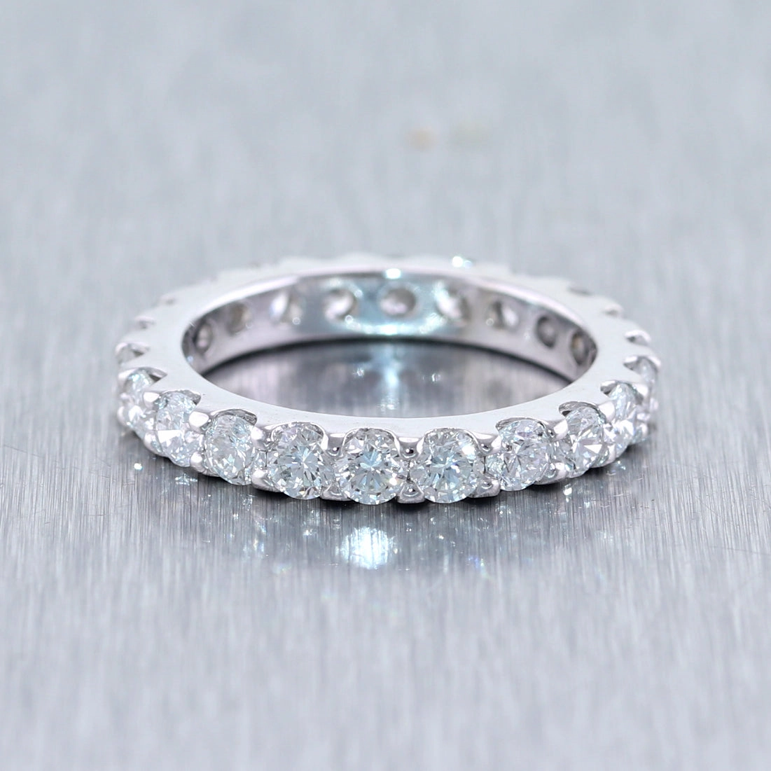 14k White Gold 2.20ctw Diamond Eternity Wedding Band Ring