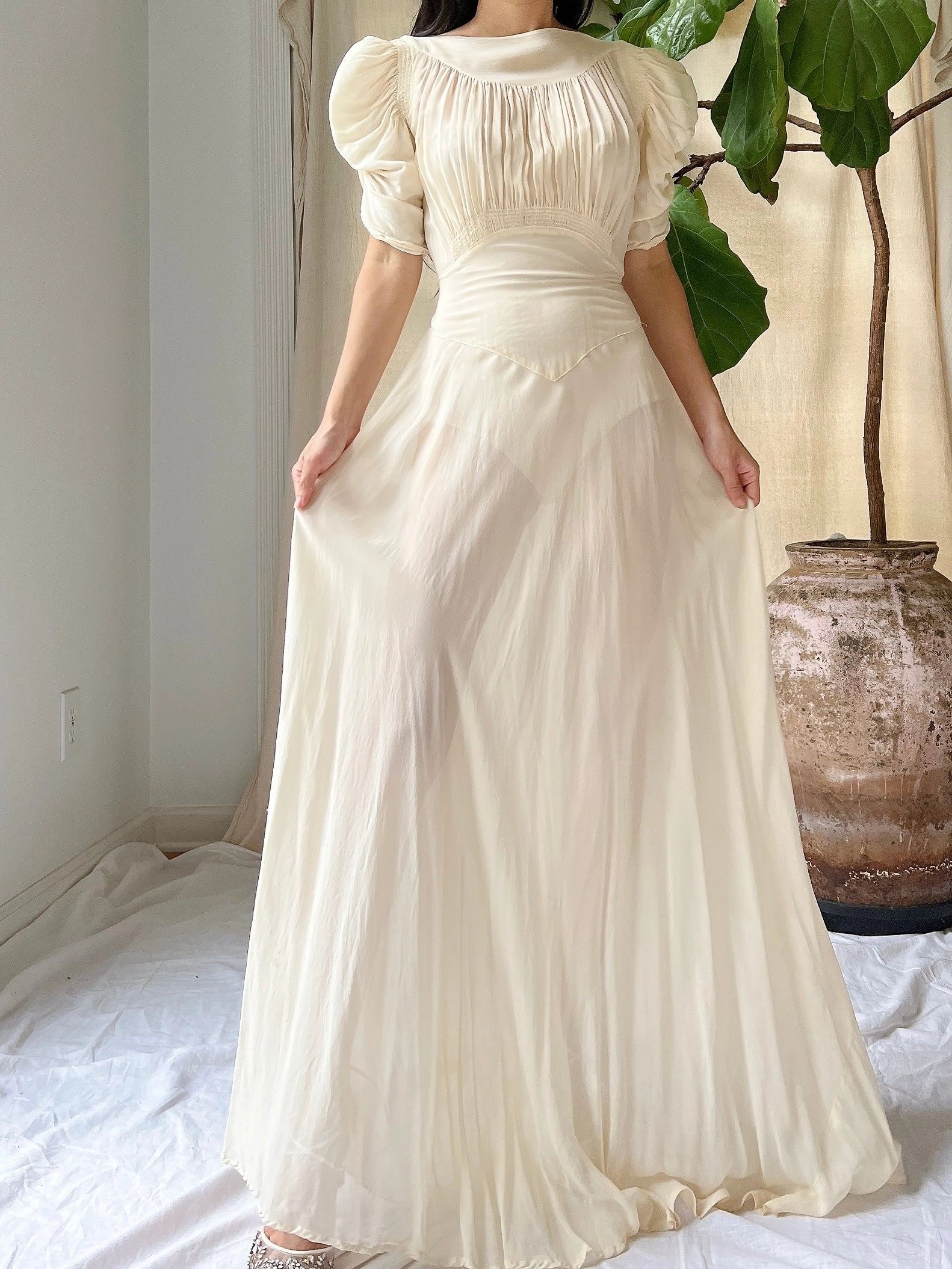 1940s Silk Chiffon Shirred Sleeves - S
