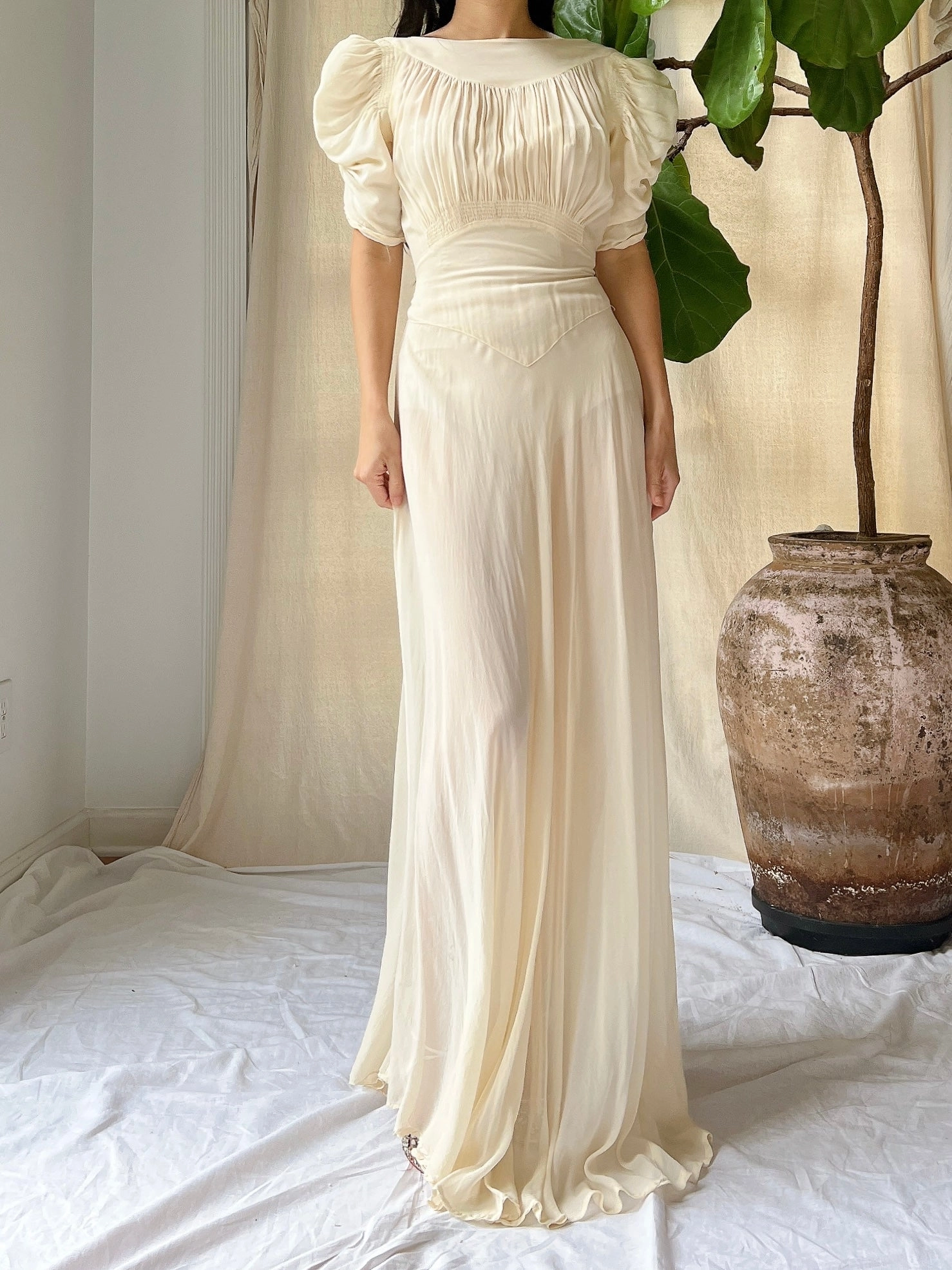 1940s Silk Chiffon Shirred Sleeves - S