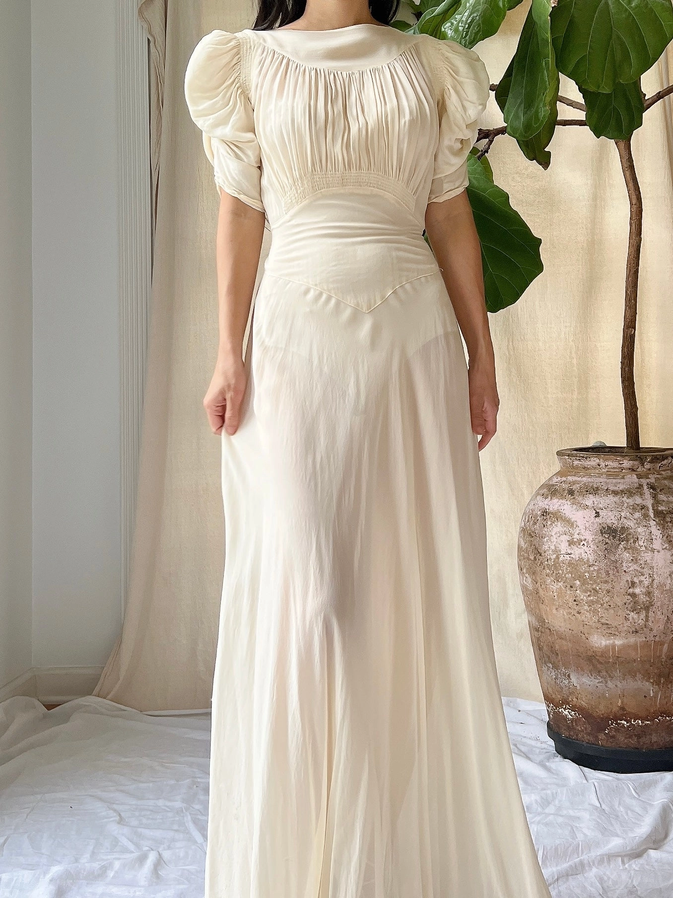 1940s Silk Chiffon Shirred Sleeves - S