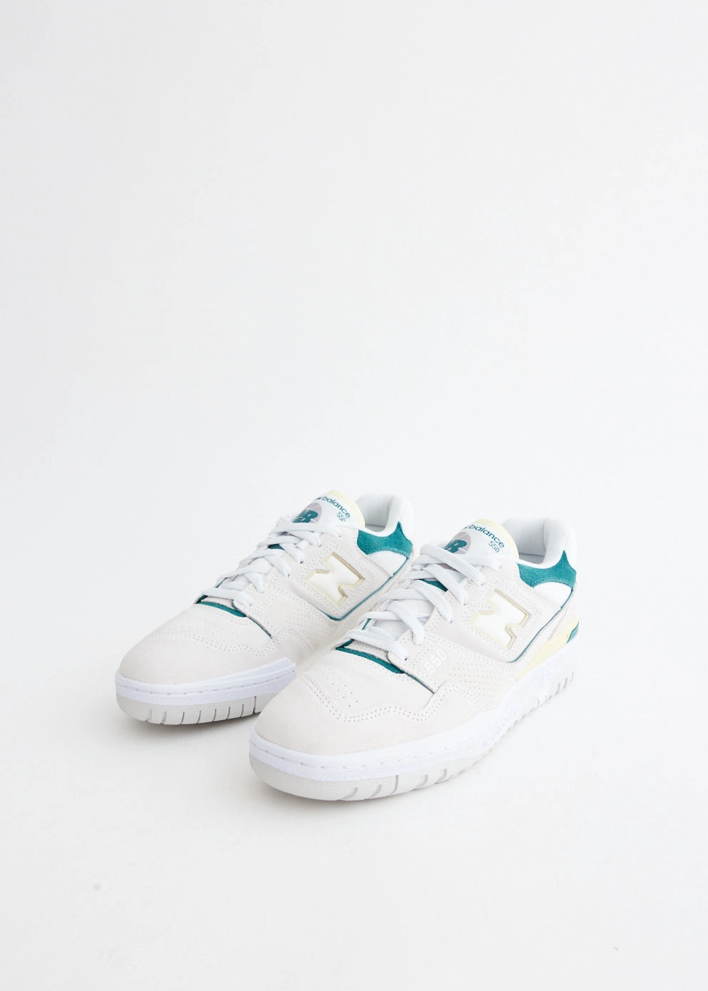 550 Sneakers