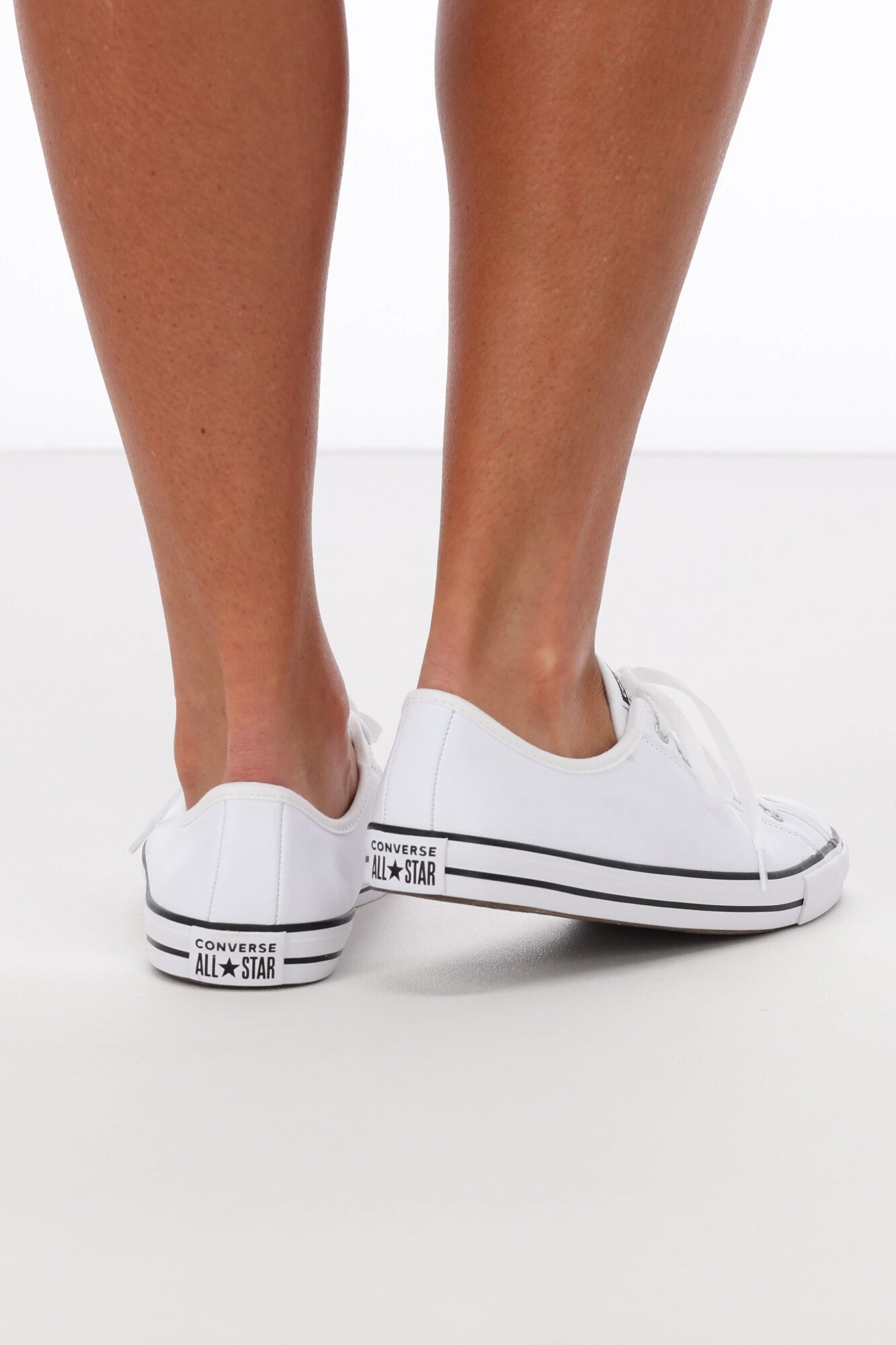 Converse Chuck Taylor Dainty Leather Low White