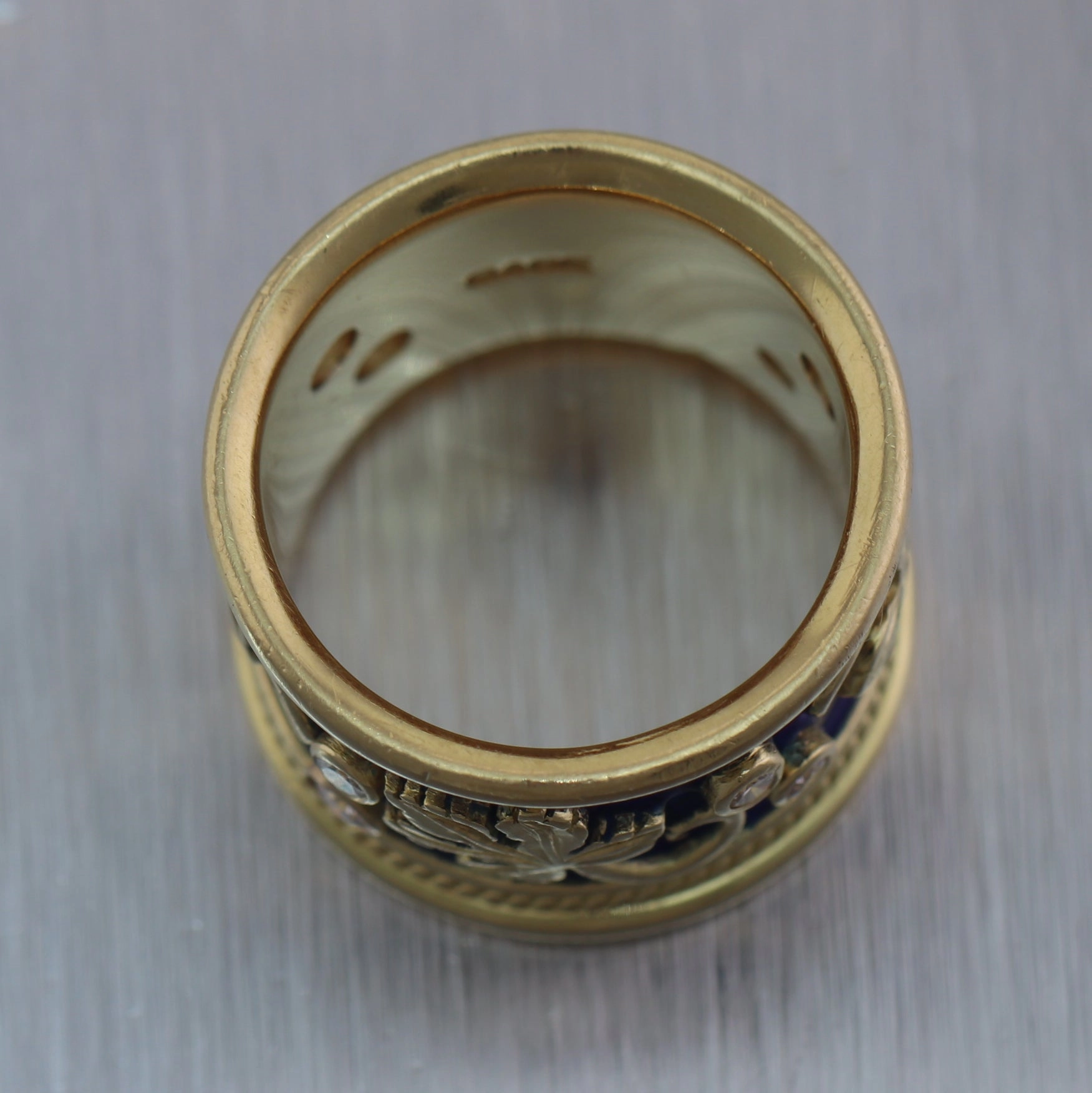 Elizabeth Gage 18k Yellow Gold Templar Collection Diamond Vine Leaf Ring