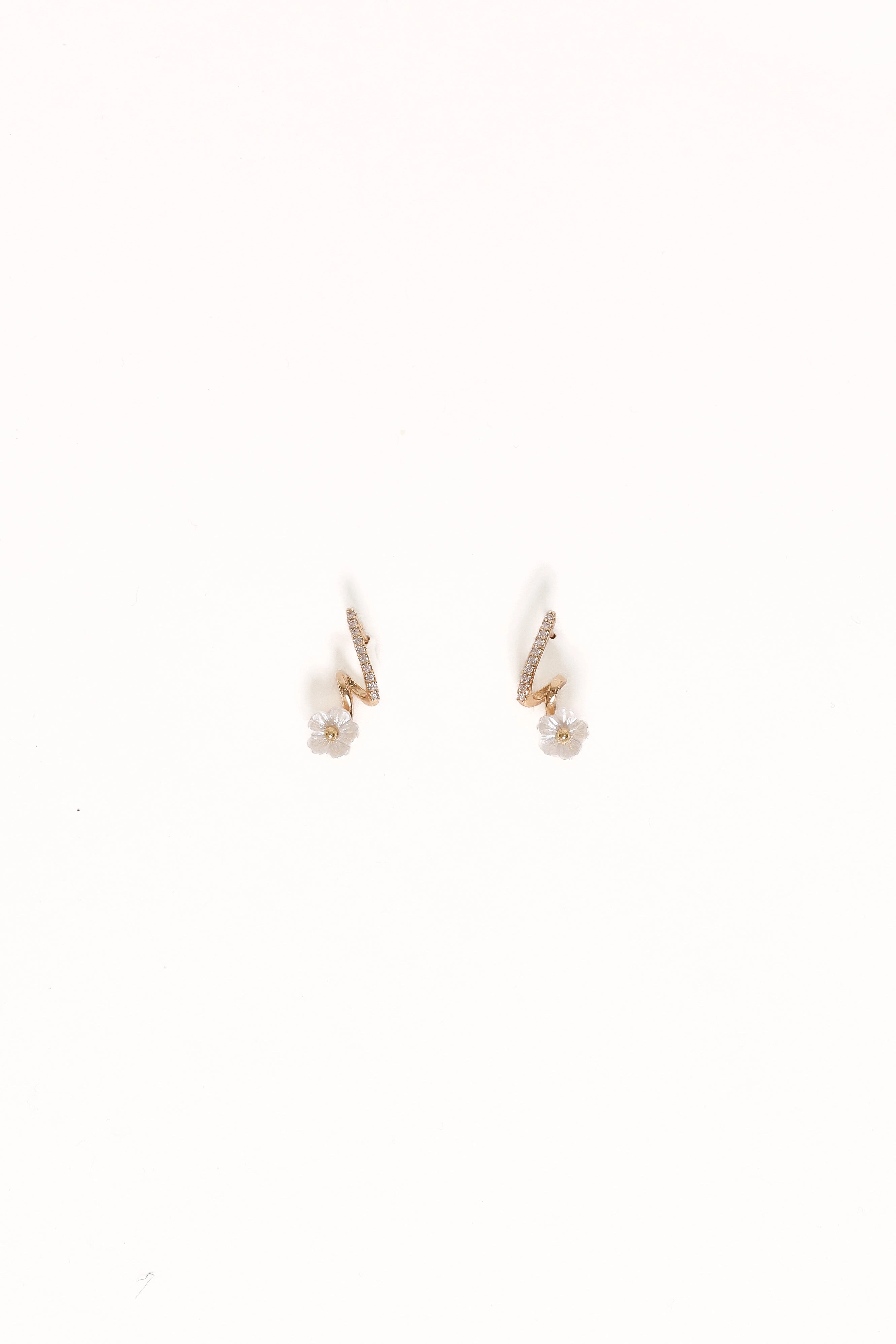 Freya Flower Earrings - Gold