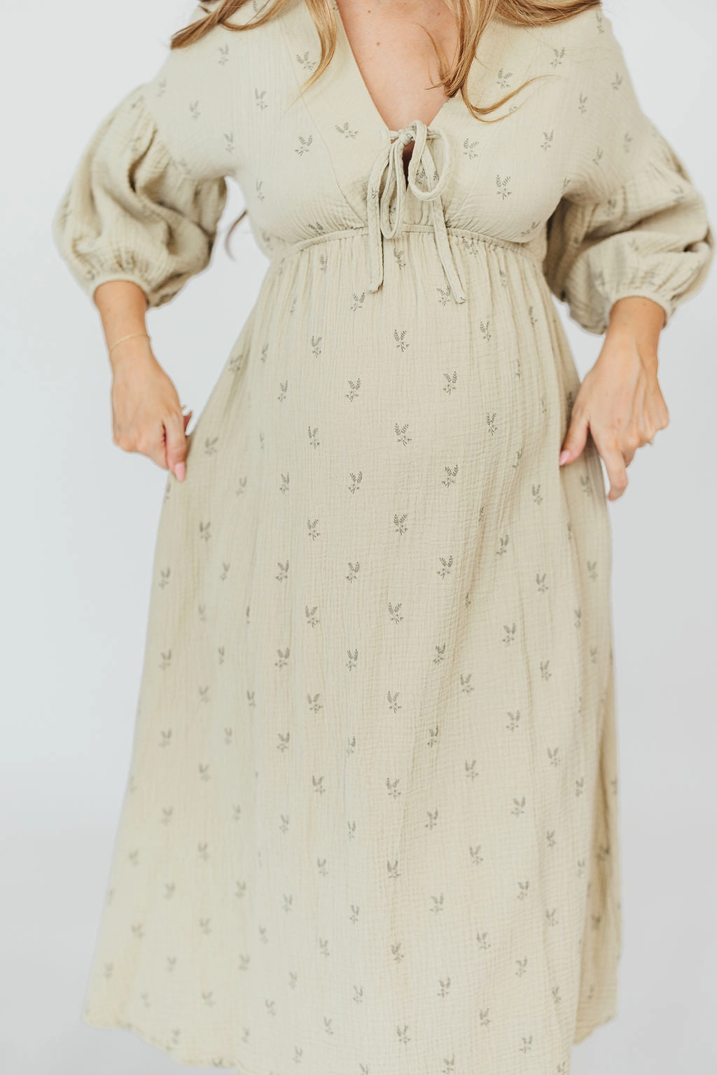 Hunter 100% Cotton Gauze Midi Dress in Thyme/Sage Foliage - Bump Friendly and Inclusive Sizing (Restocking in April)