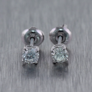 Modern 14k White Gold 0.50ctw Diamond Stud Earrings