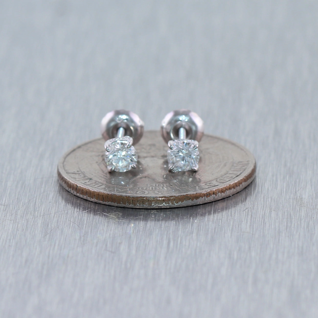 Modern 14k White Gold 0.50ctw Diamond Stud Earrings