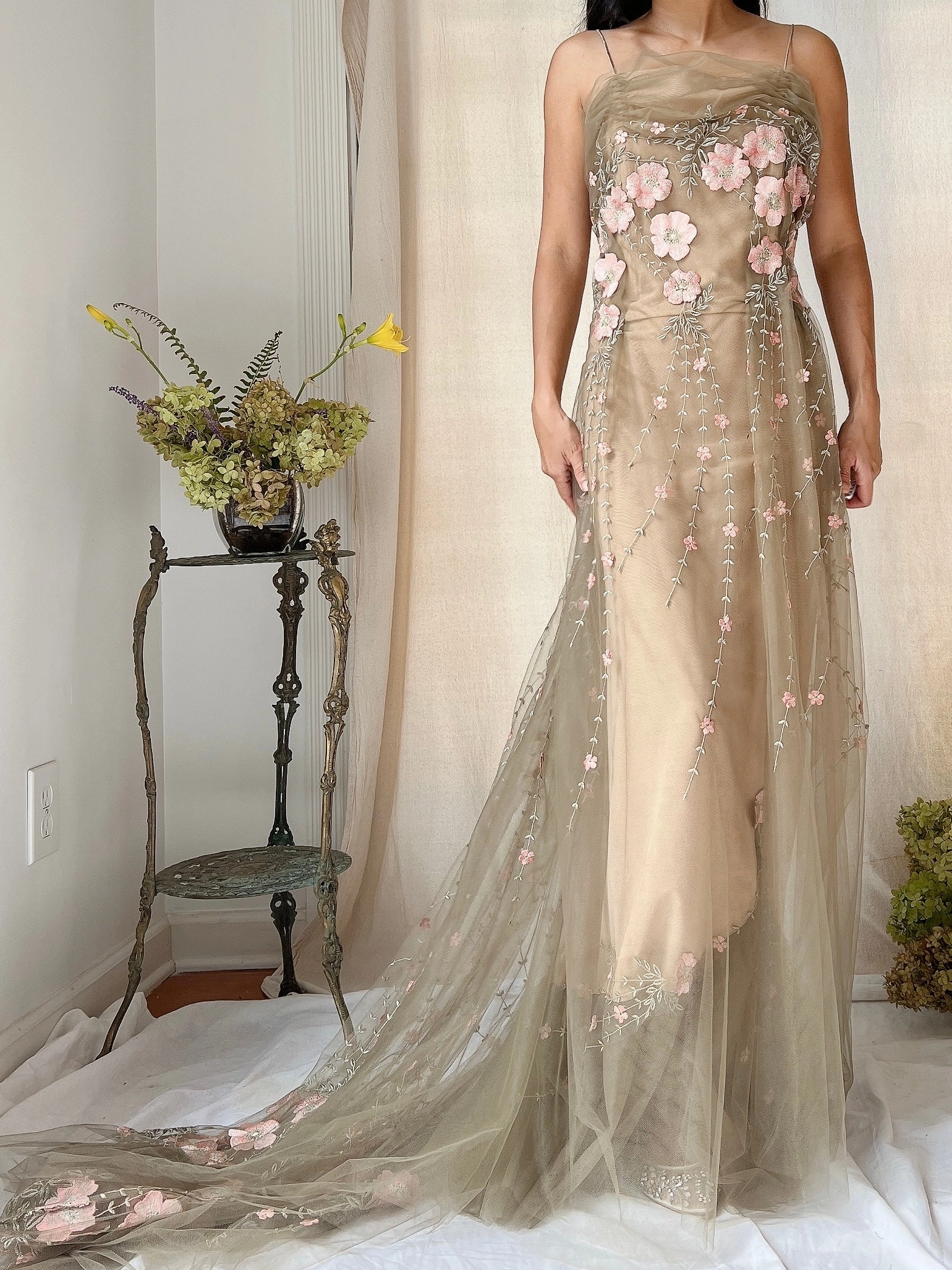 Rare Vintage Moss Carol Peretz Embroidered Tulle Gown - S/M