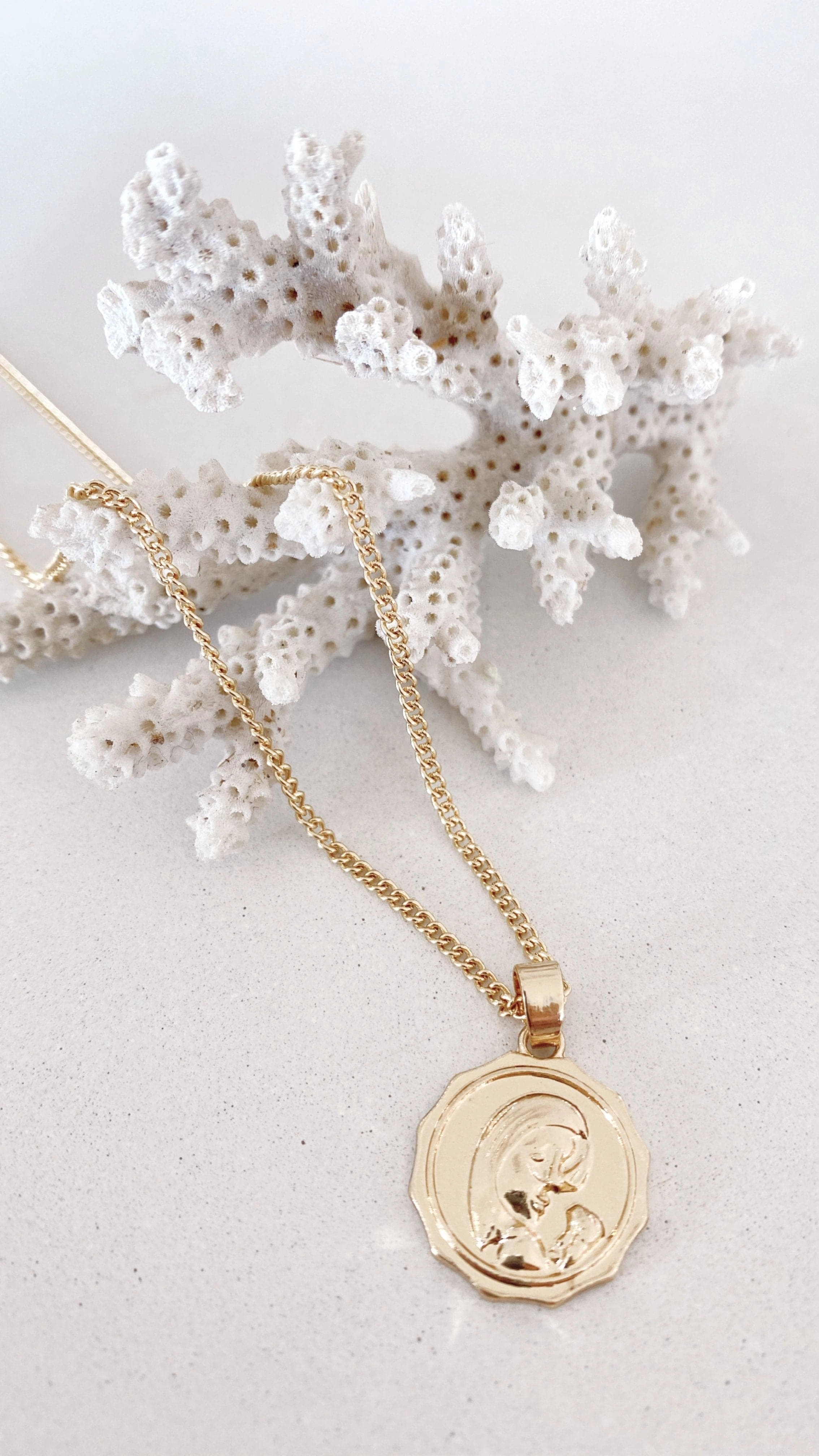 Sierra Fine Necklace Set - Gold
