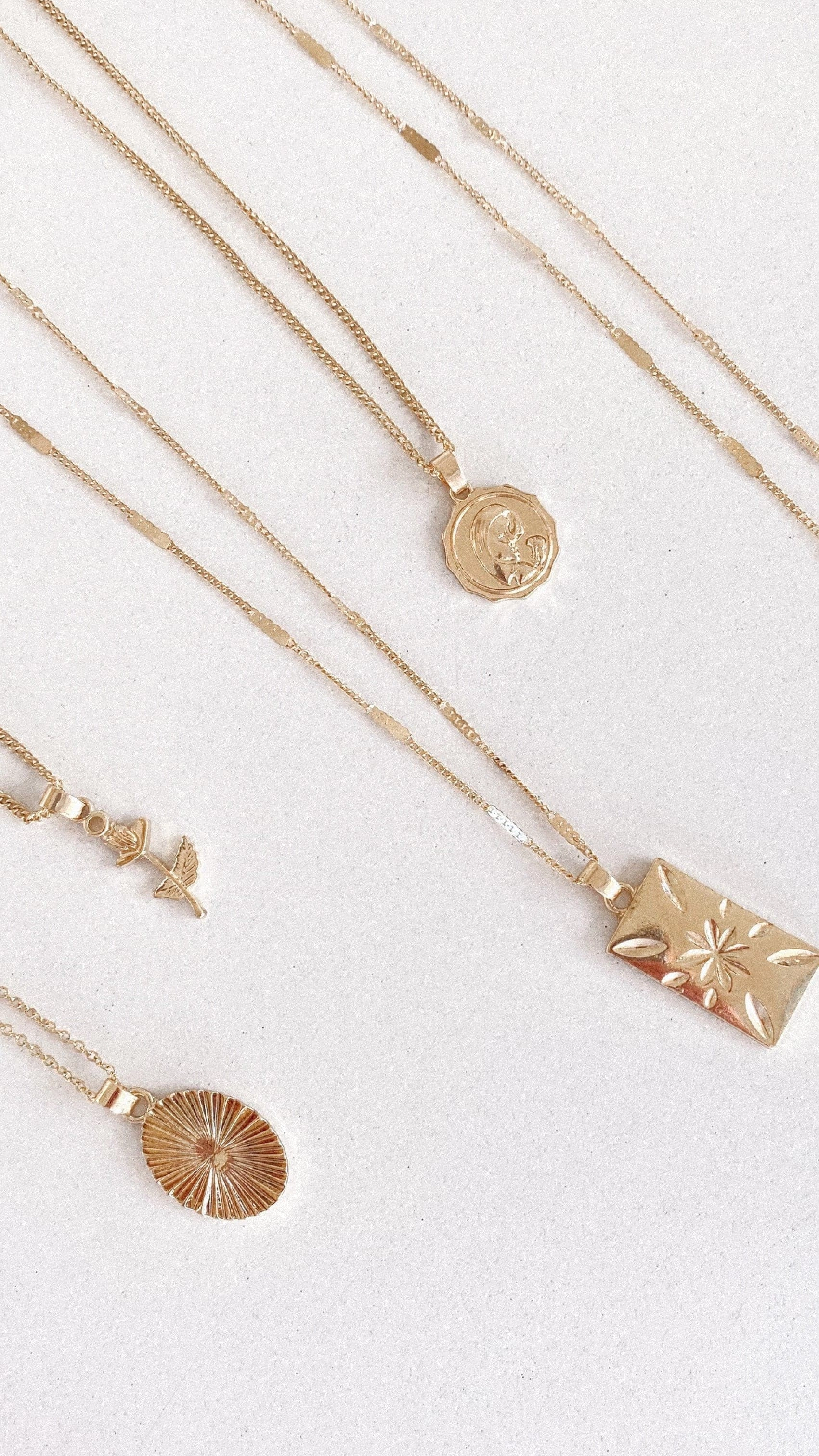 Sierra Fine Necklace Set - Gold