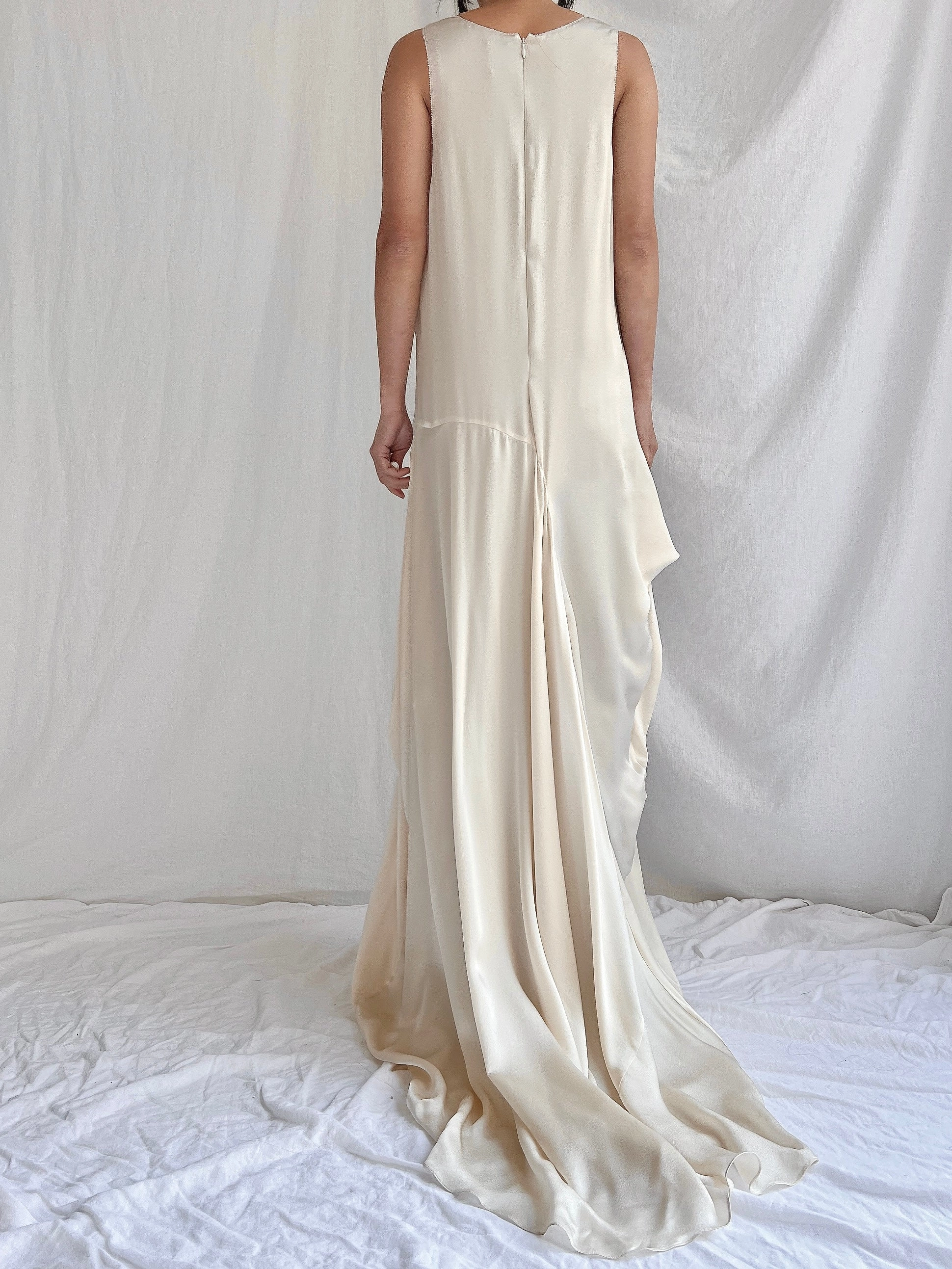 Vera Wang Silk Gown - M