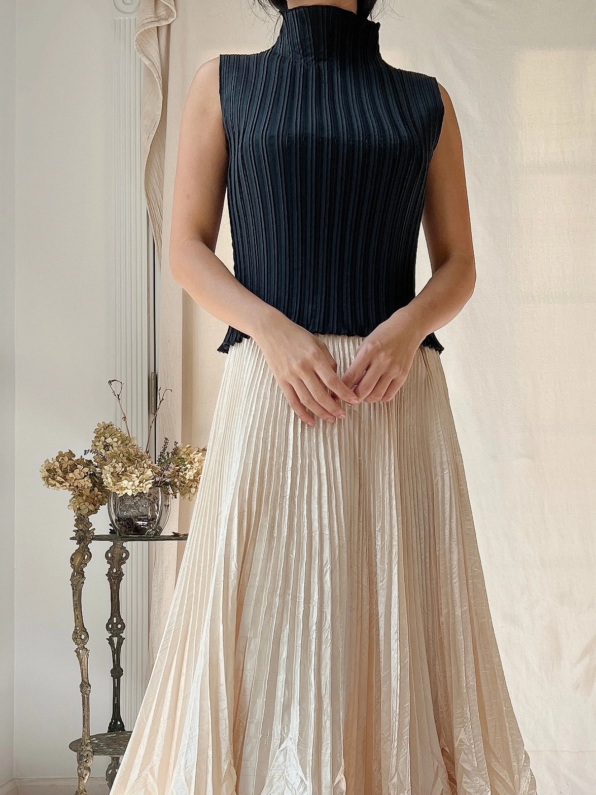 Vintage Micro-Pleated Mock Neck Top - S-M