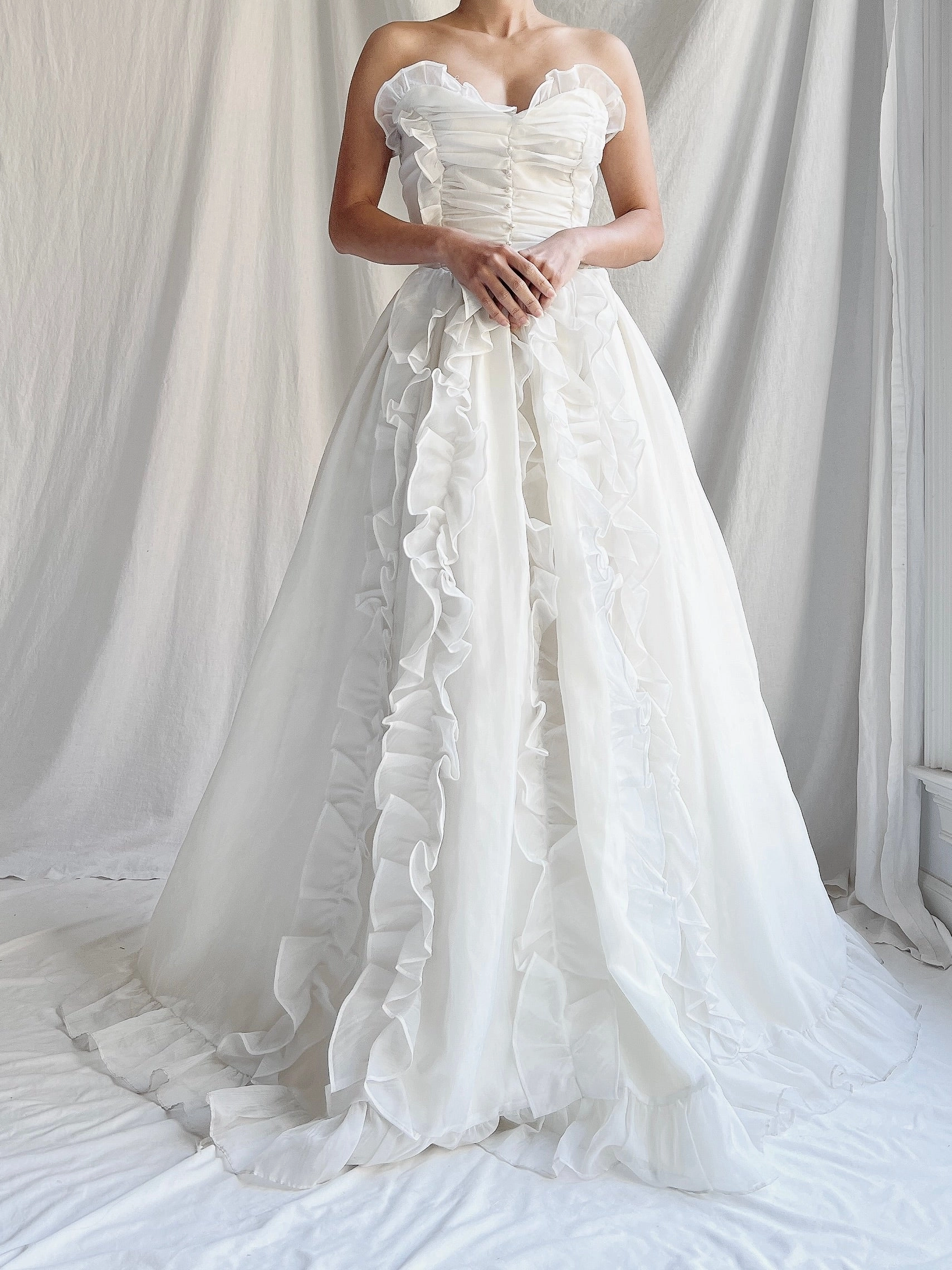 Vintage Ruffle Sweetheart Gown - XS