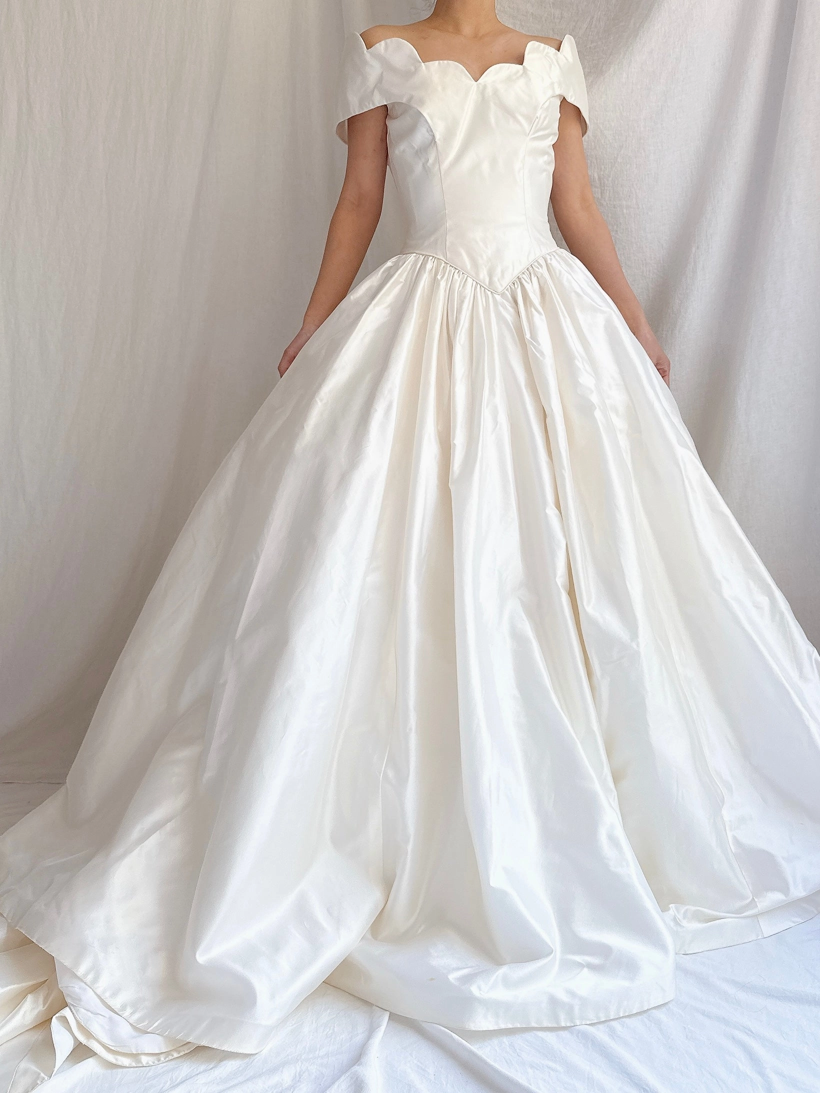 Vintage Silk Scalloped Gown - XS