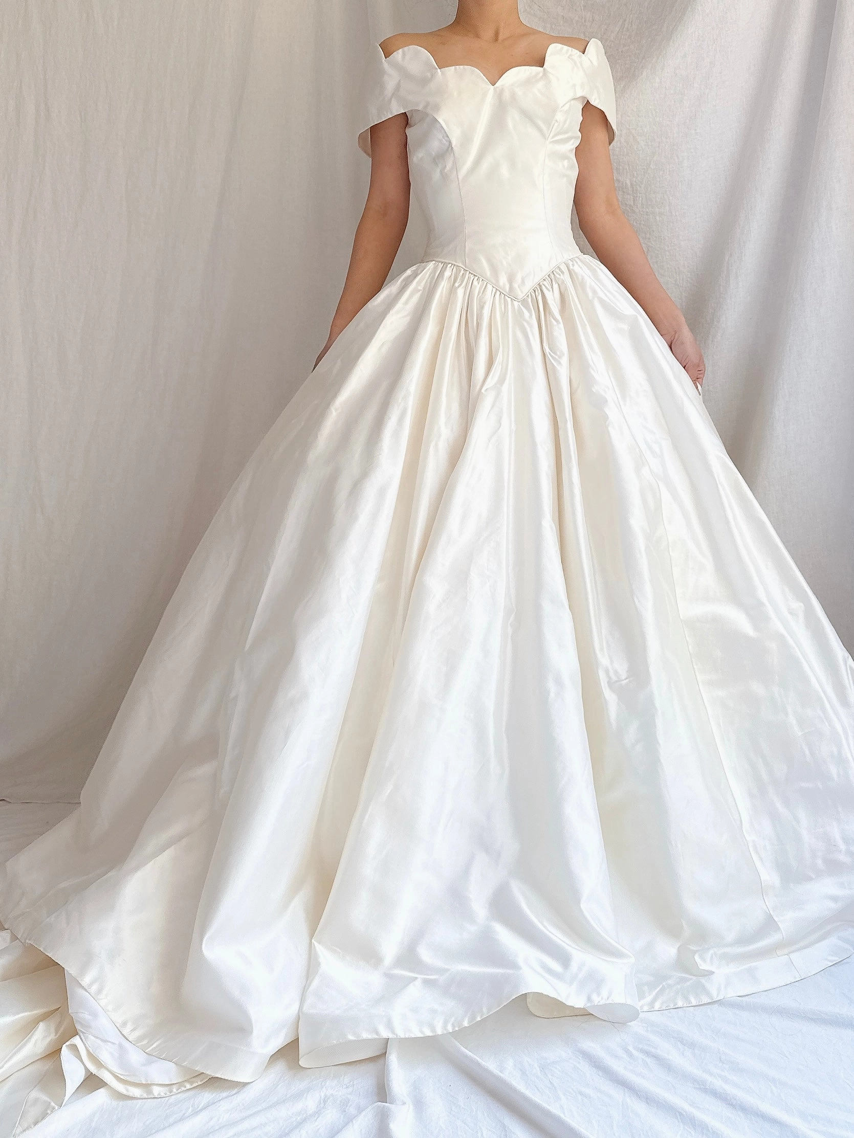 Vintage Silk Scalloped Gown - XS