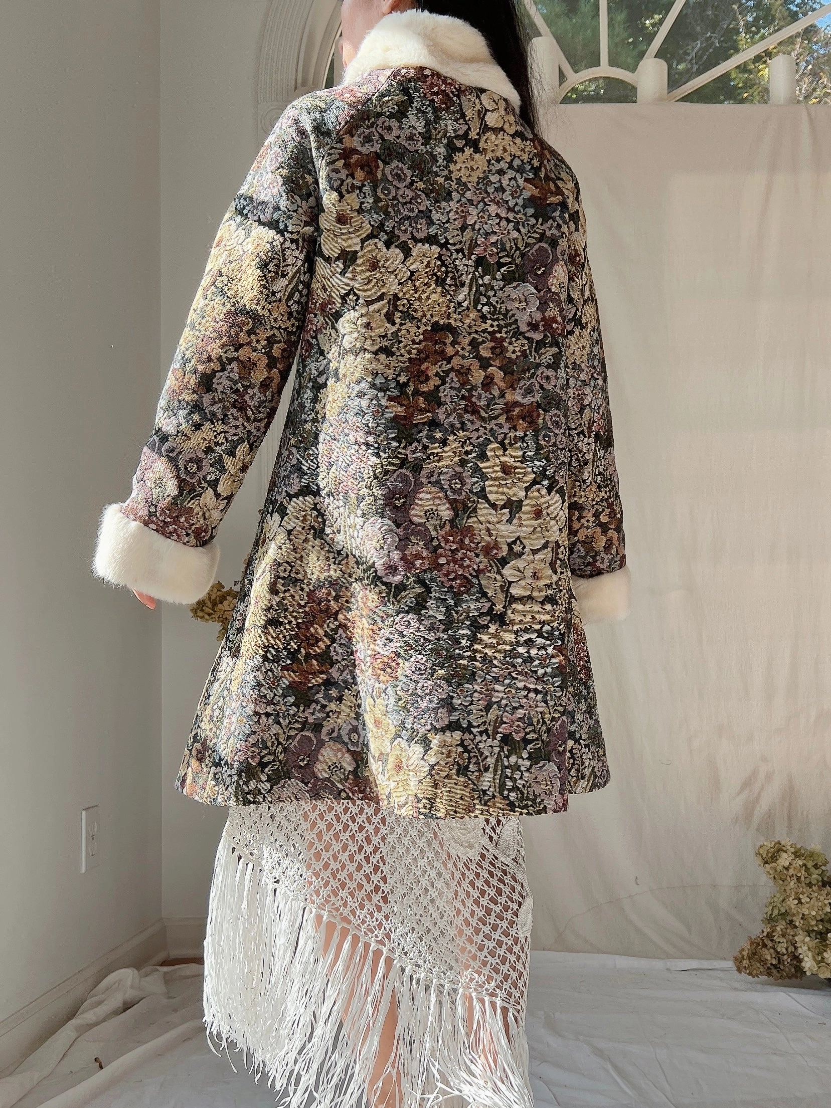 Vintage Tapestry Coat with Faux Fur Trim - S/M