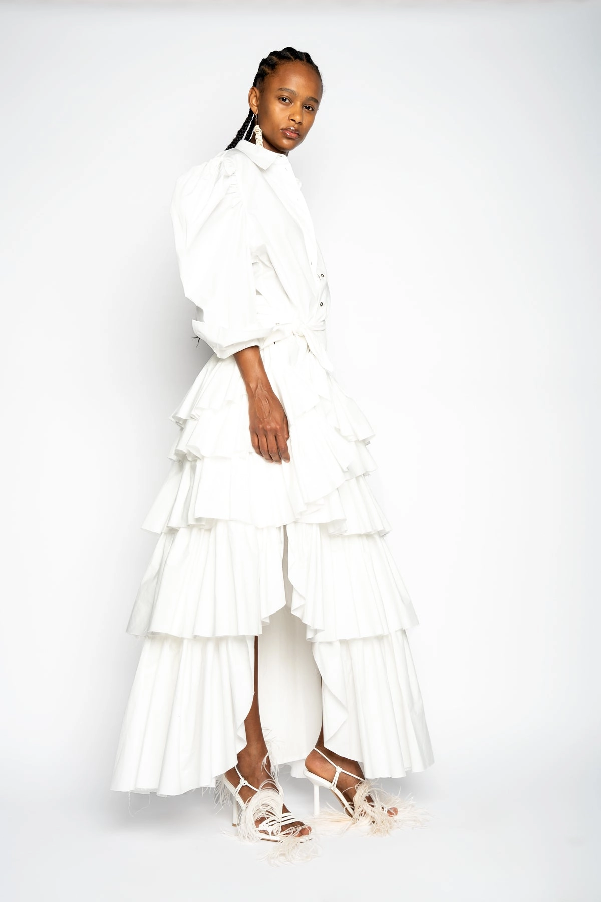 WHITE BALLOON SLEEVE SHIRT