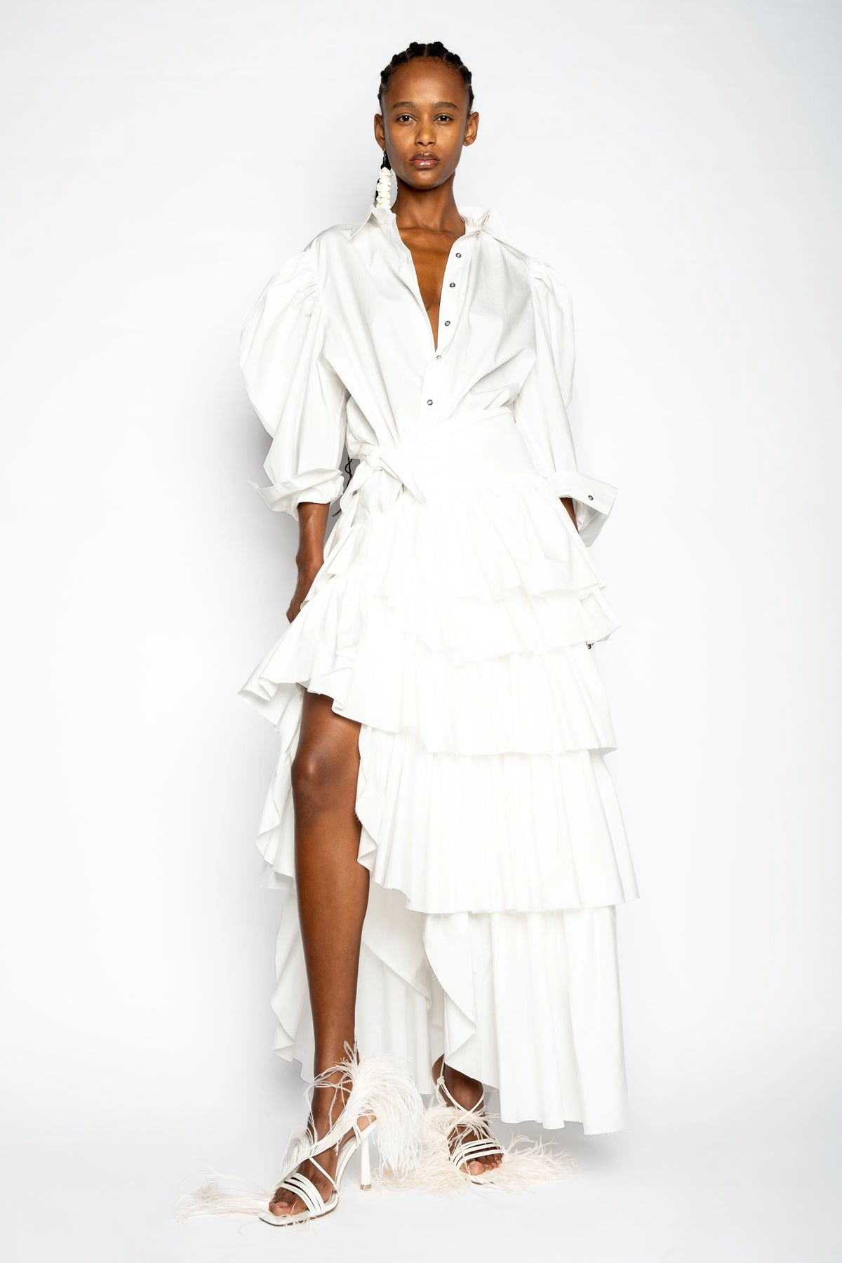 WHITE BALLOON SLEEVE SHIRT